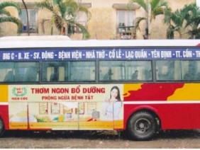 Đình chỉ công tác nữ nhân viên xe bus đuổi khách xuống đường