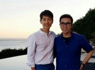 Sau thành công của “Hậu duệ mặt trời” Song Joong Ki trông gầy gò đến xót xa