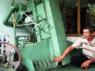 Lão nông học hết lớp 6 vang danh khắp nơi nhờ sáng chế nông cụ