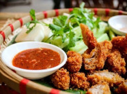 10 món ngon phố đi bộ Hà Nội nhất định phải thử