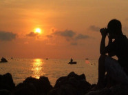 Đón bình minh trên miền đất "hoa vàng cỏ xanh"