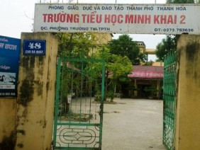 Con học lớp 1, phụ huynh phải đóng 7,5 triệu đầu năm