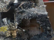 Hà Nội: Cả nhà suýt chết vì điện thoại "thông minh" cháy lúc nửa đêm