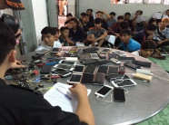 Hơn 100 thanh niên đua xe náo loạn QL 1A