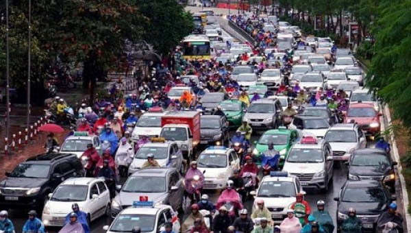 Hà Nội treo thưởng hơn 4 tỷ cho ý tưởng chống tắc đường: Chuyên gia nói gì?