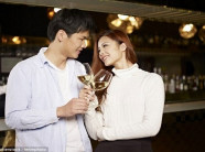 Thuê bạn trai về nhà ăn Tết, mỗi ngày tốn 5 triệu đồng