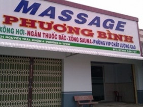 Trinh sát ập vào bắt quả tang, phá ổ massage “tươi mát”