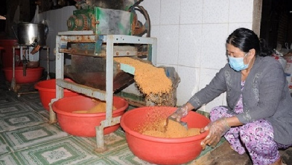 Bí mật đằng sau hũ muối tôm Tây Ninh 10-20k nổi tiếng xưa nay