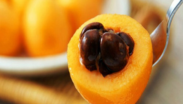 Gần 4 triệu đồng 1kg nhót lạ của Nhật