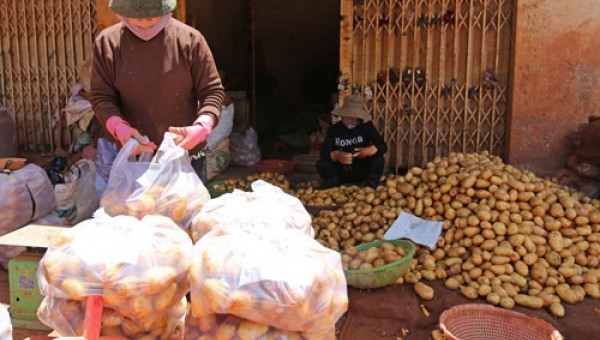 “Hô biến” nông sản Trung Quốc thành hàng Việt