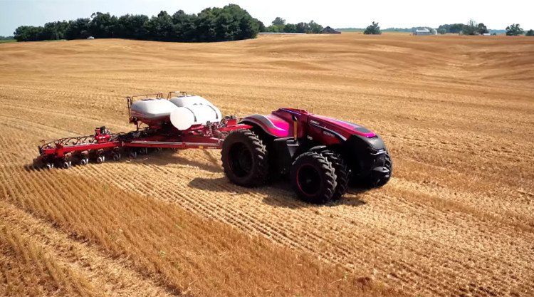 Máy kéo tự động Case IH Magnum. 