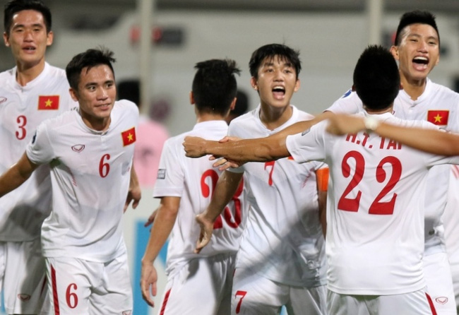 U19 ơi! Triệu trái tim Việt Nam đã có một đêm không ngủ - Ảnh 2.