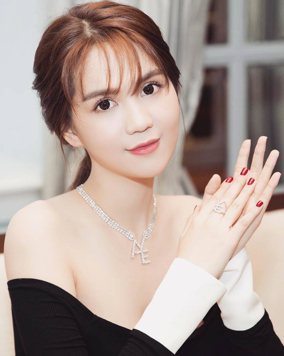 clip ngoc trinh 