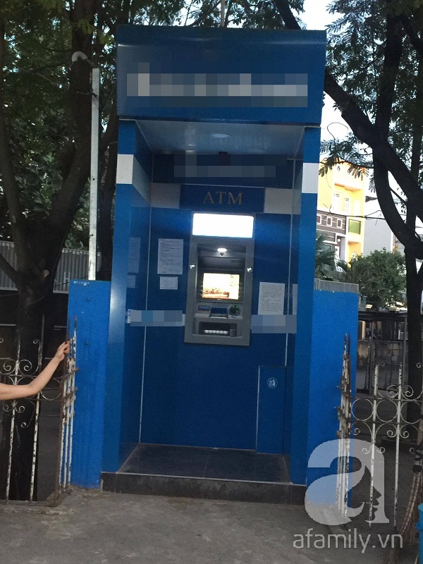 Dân mạng dè bỉu người đàn ông nhặt 3 triệu đồng ở bốt ATM tìm người trả lại, 2 ngày sau, sự thật mới sáng tỏ - Ảnh 2.