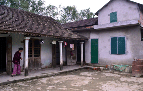 hang tram ho tu choi nha chong bao lut hinh anh 1