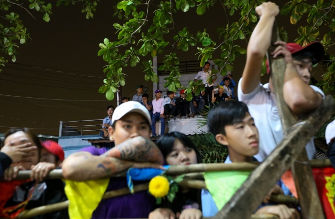 anh: hang nghin nguoi tranh cuop do cung giua dem o mien tay hinh anh 3