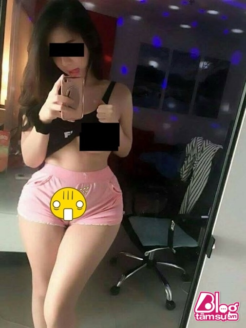 Khoe ảnh “bắn súng” sexy, thiếu nữ khóc thét khi bị liếc xuống dưới quần “bóc phốt” điểm nhạy cảm câm nín