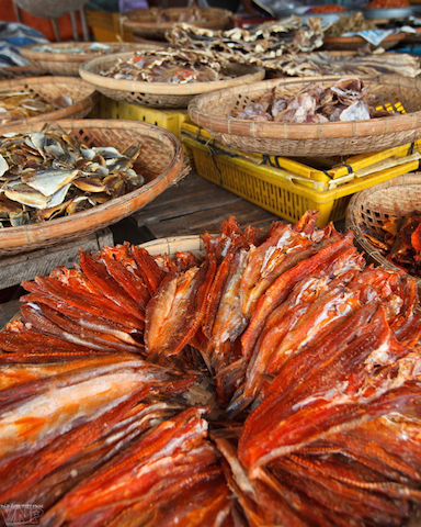 la ki 6 thang mua gio, ngu dan song doc van lam duoc kho ca bat mat hinh anh 2