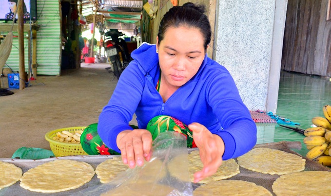 Kiên Giang: Choáng-lão nông chi tiền tỷ sắm xe tải chở chuối đi bán